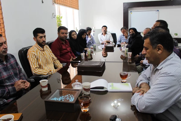 برگزاری جلسه با عوامل آشپزخانه در پردیس حضرت فاطمه الزهرا(س) اهواز