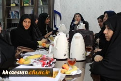 جلسه هم اندیشی سرپرست پردیس حضرت فاطمه الزهرا(س) با اعضای هیات علمی