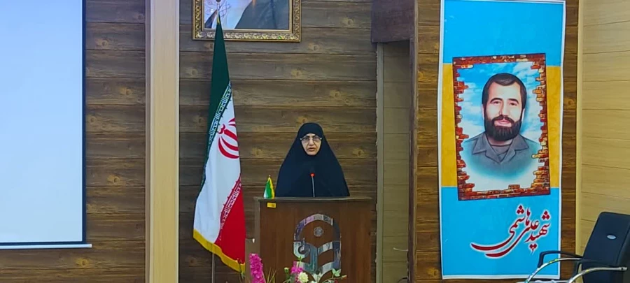   برگزاری مراسم تجلیل از رزمندگان وایثارگران دفاع مقدس  8