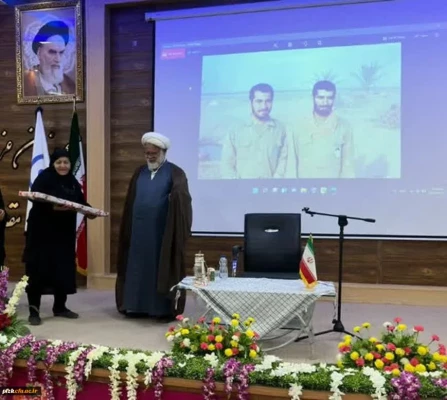 برگزاری مراسم جهت تببین نقش زنان در دفاع مقدس با حضور بانو عصمت احمدیان، مادر شهیدان فرجوانی، توسط کانون اندیشه های انقلاب اسلامی پردیس حضرت فاطمه الزهرا(س) با همکاری دفتر نهاد مقام معظم رهبری