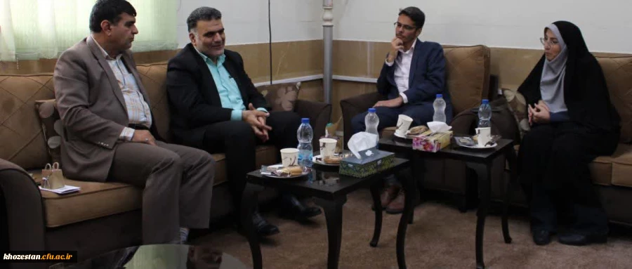 جلسه سرپرست پردیس حضرت فاطمه الزهرا(س) اهواز با معاونت مناطق نفت خیز جنوب