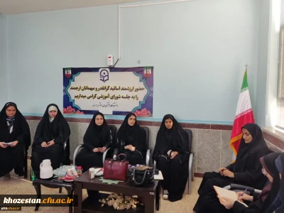 بازدید سرپرست پردیس حضرت فاطمه الزهرا(س) اهواز از مرکز دخترانه اروند آبادان