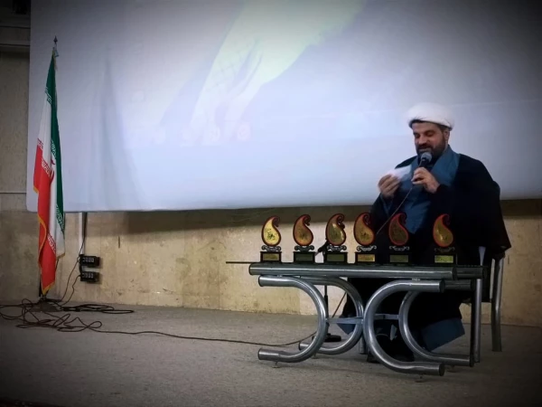 دوره استانی جهاد تبیین با همکاری مشترک دفتر نهاد مقام معظم رهبری (مدظله العالی) و دفتر جامعه اسلامی دانشجویان برگزار شد. 2