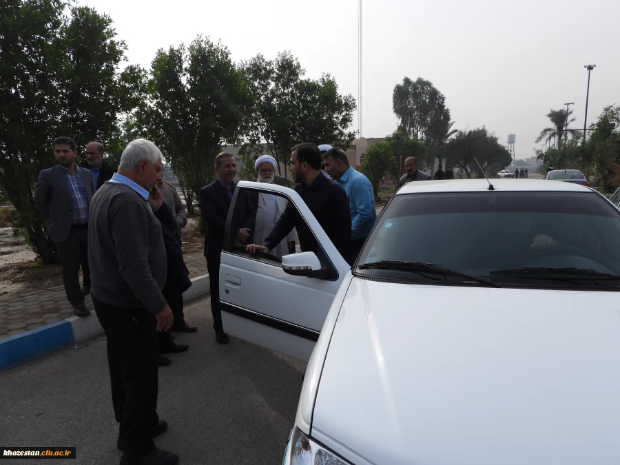 بازدید دکتر یوسفی نماینده ی مردم اهواز در مجلس شورای اسلامی و مهندس کرم نژاد مدیرکل آبفای استان خوزستان از پردیس حضرت رسول اکرم(ص) 2