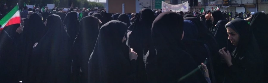 گزارش تصویری از حضور دانشجو معلمان پردیس فاطمه الزهرا(س) اهواز درنماز عبادی_سیاسی جمعه و راهپیمایی حمایت از مردم مظلوم غزه