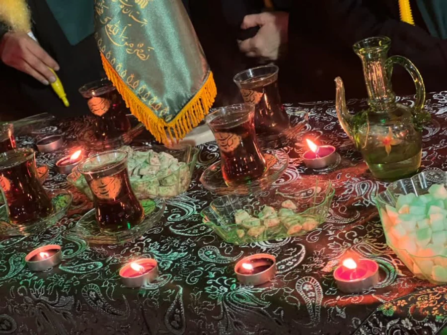 برپایی موکب چای حضرتی امام رضا(ع) در پردیس حضرت فاطمه الزهرا(س) اهواز
