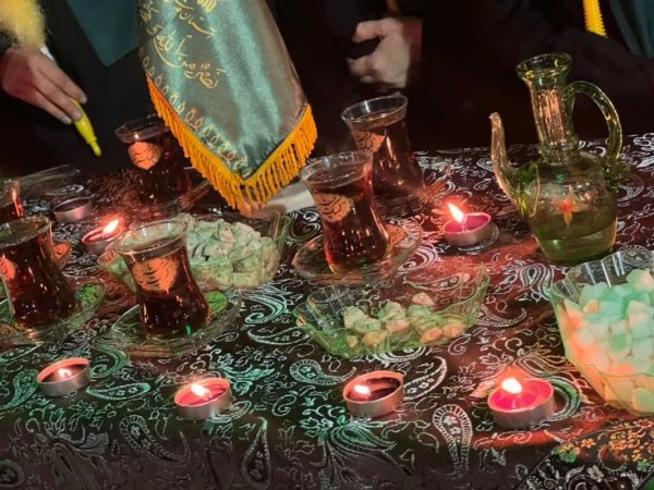 مراسم فاطمیه به میزبانی خادمان حرم امام رضا(ع) و چایخانه رضوی