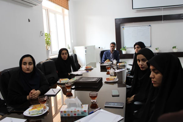 برگزاری جلسه اعضای شورای صنفی در پردیس حضرت فاطمه الزهرا(س) اهواز