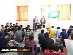 ارائه و ابلاغ شیوه نامه انضباطی توسط معاونت هماهنگی و پشتیبانی پردیس دکتر حاذق نژاد به دانشجو معلمان مرکز دکتر حسابی 3