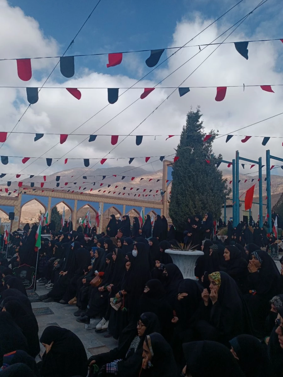 حضور دانشجو معلمان پردیس حضرت فاطمه الزهرا(س) در سومین راهیان نور مقاومت