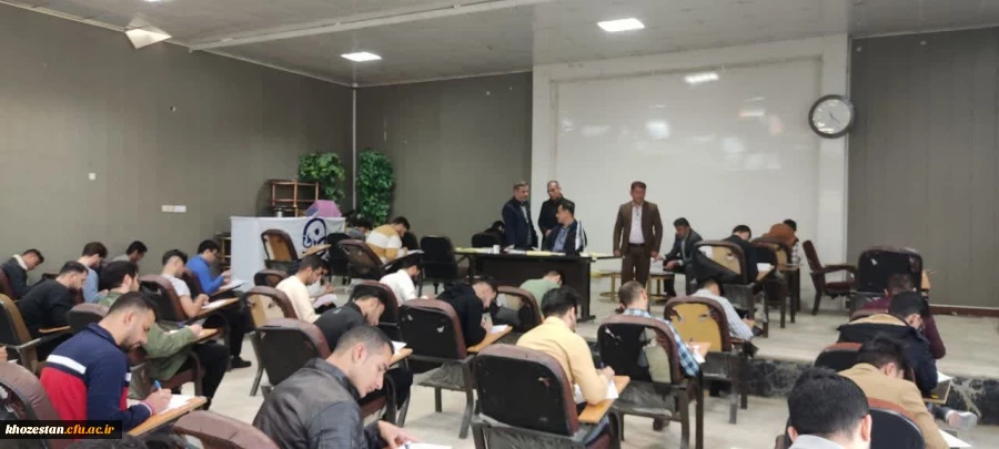 بازدید دکتر صالحی رئیس دانشگاه فرهنگیان خوزستان از روند برگزاری امتحانات پایان نیمسال اول پردیس حضرت رسول اکرم (ص) 2