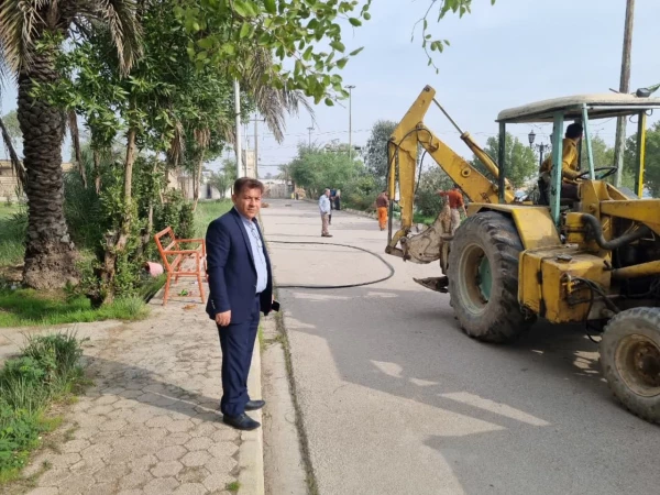 عملیات لایروبی فاضلاب ها و جدول کشی بلوارهای داخلی پردیس 3