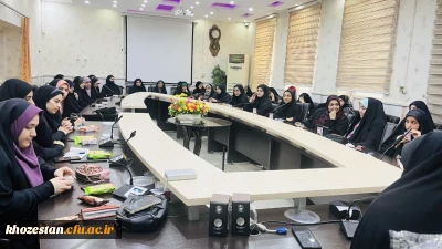 جلسه ی توجیهی  کادر دانشجویی دوره آموزشی فرهنگی مشهد مقدس