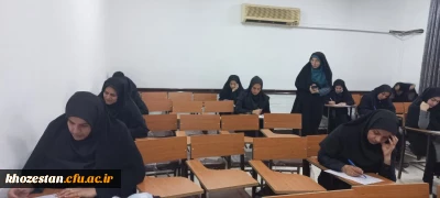 بازدید سرپرست پردیس از آزمون پایانی پودمان دوم در پردیس حضرت فاطمه الزهرا(س) اهواز