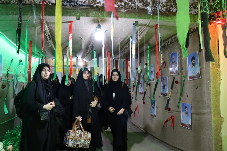 افتتاحیه اردوی بصیرتی دانشجو معلمان شاهد و ایثارگر سراسر کشور همزمان با بزرگداشت چهلمین روز شهادت دانشجو معلم فائزه رحیمی در پردیس حضرت فاطمه الزهرا(س) اهواز