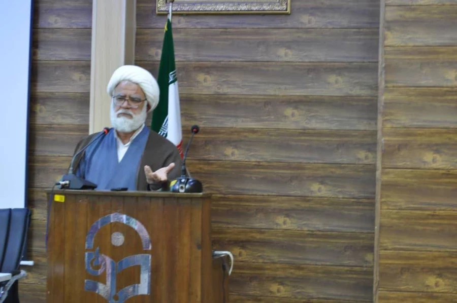 کارگاه آموزشی، توجیهی نگهبانان پردیس ها و مراکز آموزش عالی دانشگاه فرهنگیان استان خوزستان برگزار شد. 
 2