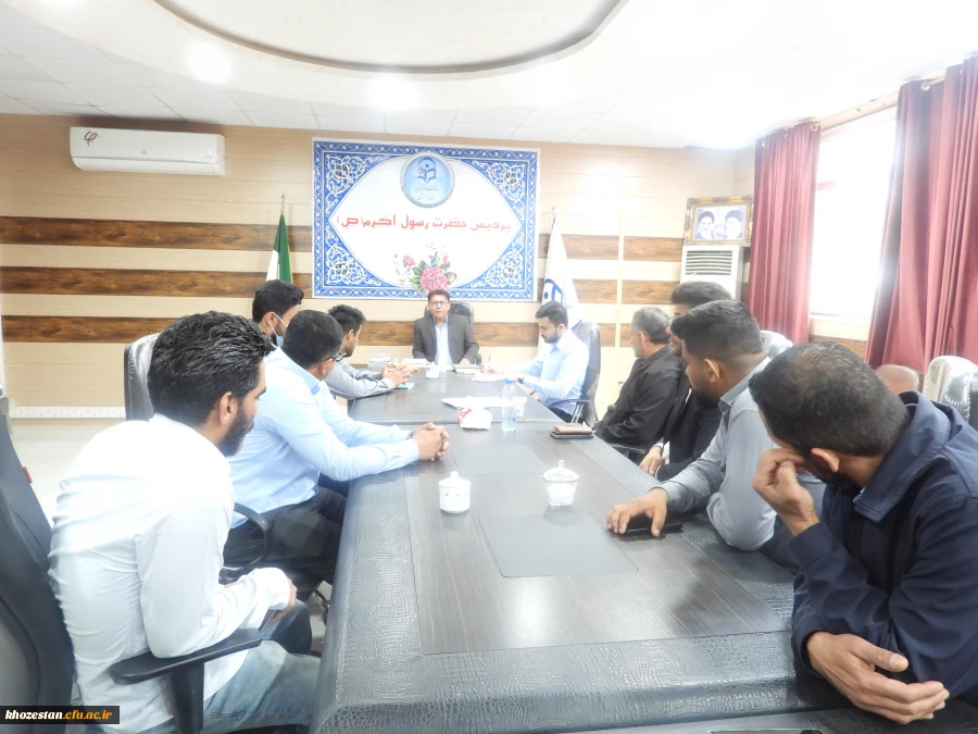 جلسه توجیهی معاونت پشتیبانی وامور دانشجویی و مسئول حراست با نگهبانان پردیس حضرت رسول اکرم و مرکز دکتر حسابی 2