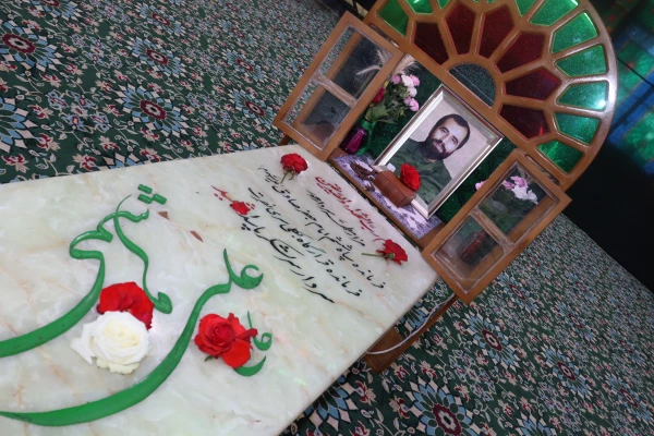 مراسم غبارروبی و عطرافشانی مزار شهدا 