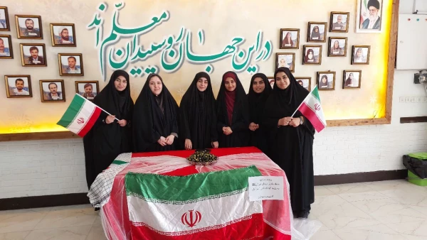  برگزاری ایستگاه صلواتی به شکرانه ی  حمله ی دلاورمردان ایرانی و جبهه مقاومت به رژیم کودک کش اسرائیل