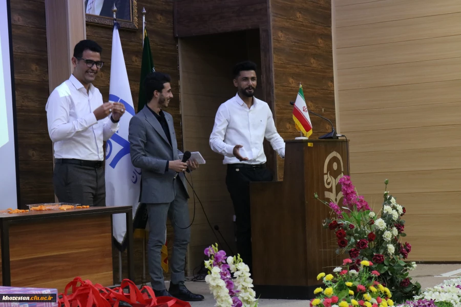     برگزاری مراسم بزرگداشت مقام معلم  15