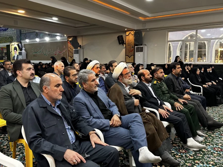 مراسم یادواره 450شهید معلم و دانشجو معلم استان خوزستان واجتماع دانشجویی گرامیداشت شهدای خدمت برگزارشد. 9