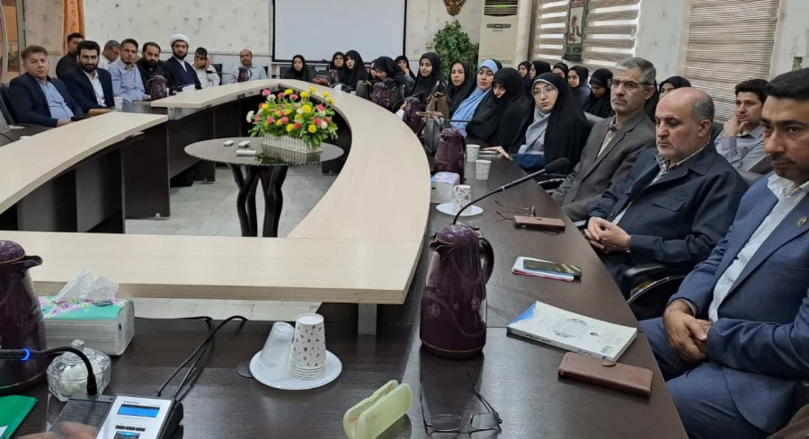 نشست  معاون برنامه ریزی و توسعه منابع دانشگاه فرهنگیان با کارکنان و اعضای هیات علمی دانشگاه فرهنگیان استان خوزستان
 4