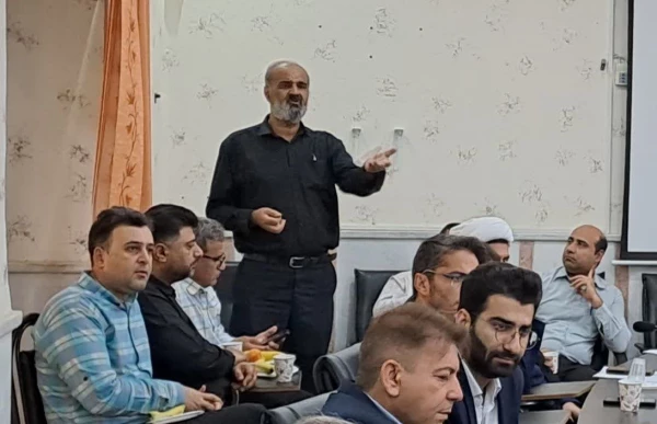 نشست  معاون برنامه ریزی و توسعه منابع دانشگاه فرهنگیان با کارکنان و اعضای هیات علمی دانشگاه فرهنگیان استان خوزستان
 5