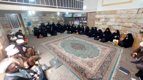 نشست مسئولین، ائمه جماعات و کارشناسان و مربیان فرهنگی دانشگاه فرهنگیان با امام جمعه شهر اهواز و نماینده ولی فقیه در استان خوزستان 
 6