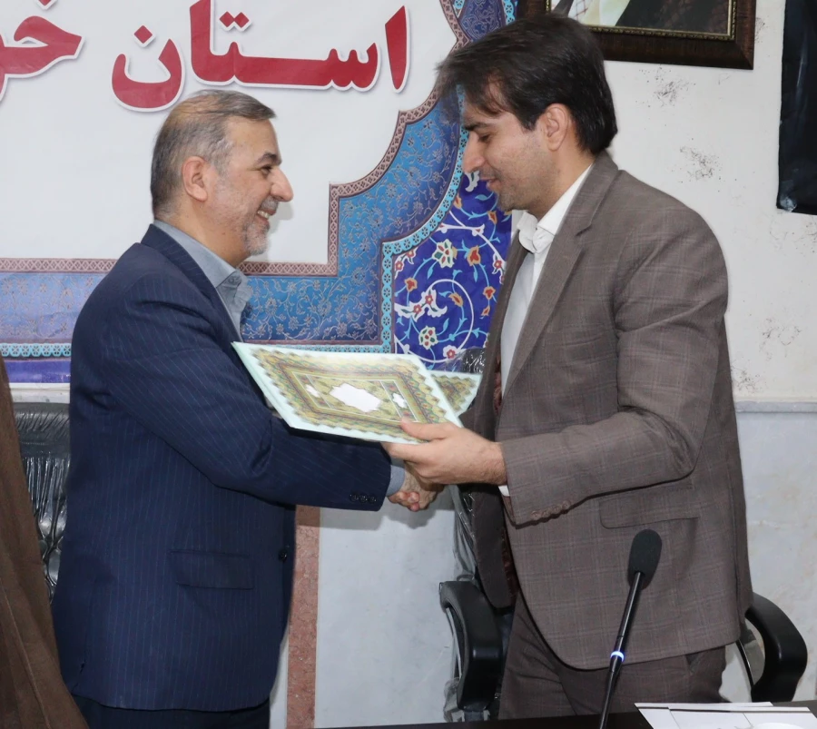  دو تفاهم نامه  فی مابین دانشگاه فرهنگیان با کانون زبان ایران و کانون پرورش فکری کودکان و نوجوانان امضا شد. 6