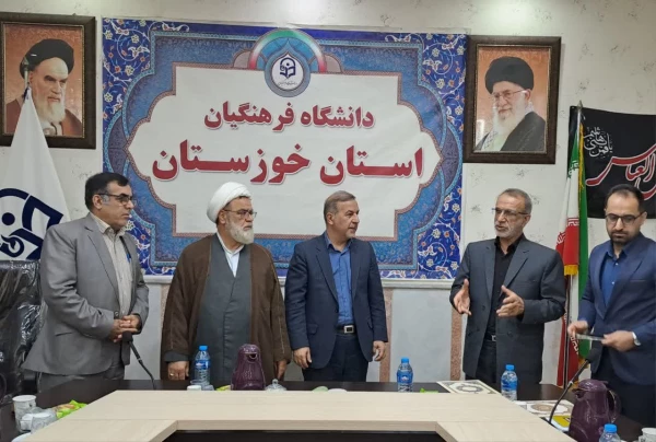 اهدای احکام رئیس، جانشین و دبیر شورای امر به معروف دانشگاه فرهنگیان 5