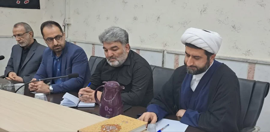 اهدای احکام رئیس، جانشین و دبیر شورای امر به معروف دانشگاه فرهنگیان 8