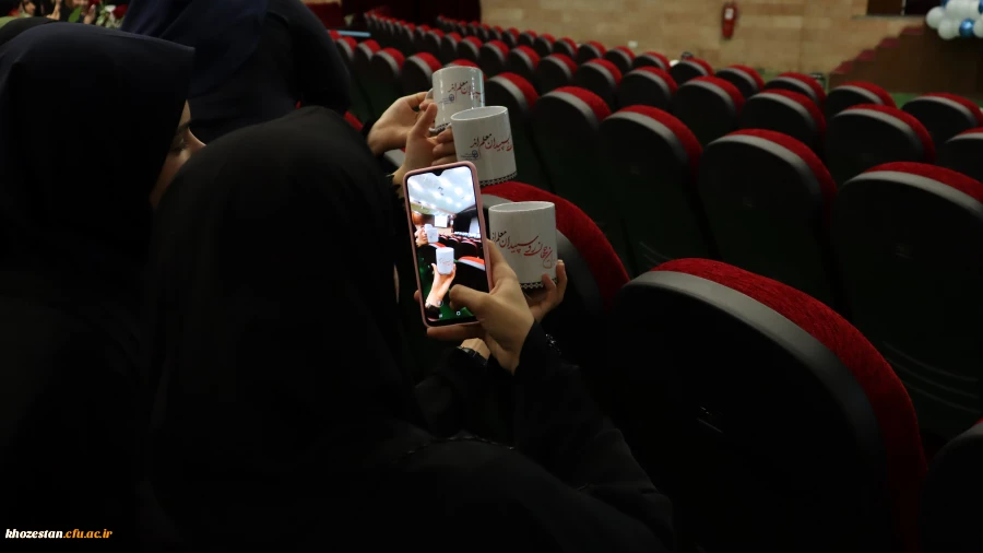 برگزاری آیین استقبال از نو دانشجو معلمان پردیس فاطمه الزهرا (س) اهواز