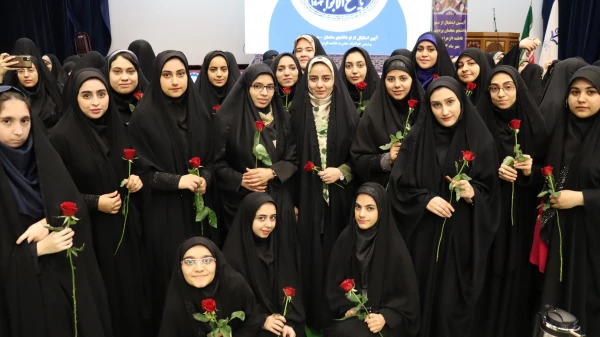 برگزاری آیین استقبال از نو دانشجو معلمان پردیس فاطمه الزهرا (س) اهواز