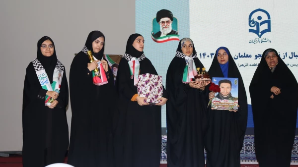 برگزاری آیین استقبال از نو دانشجو معلمان پردیس فاطمه الزهرا (س) اهواز