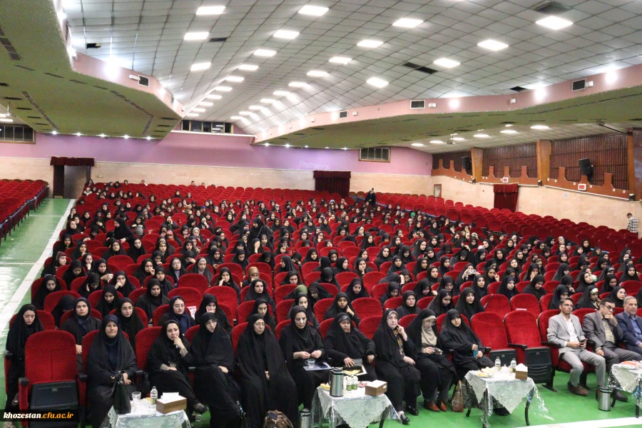 برگزاری آیین استقبال از نو دانشجو معلمان پردیس فاطمه الزهرا (س) اهواز