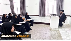 برگزاری نشست تخصصی آشنایی با سایت های اینترنتی و کتابخانه های مجازی به مناسبت هفته کتاب و کتابخوانی در پردیس حضرت فاطمه الزهرا (س