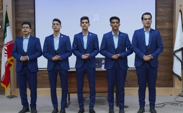 نشست روز دانشجو با حضور مسئول سازمان بسیج  فرهنگیان کشور برگزار شد.  11