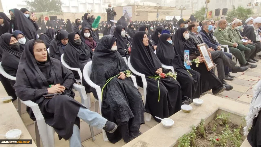 گزارش تصویری از مراسم تشییع شهید گمنام در پردیس حضرت فاطمه الزهرا(س) اهواز