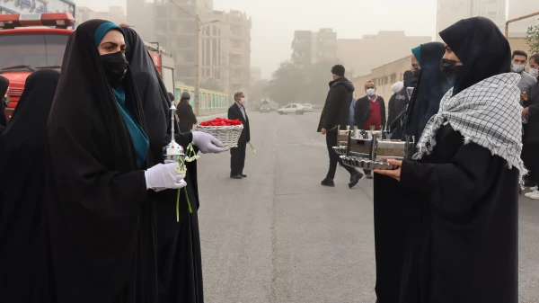 گزارش تصویری از مراسم تشییع شهید گمنام در پردیس حضرت فاطمه الزهرا(س) اهواز