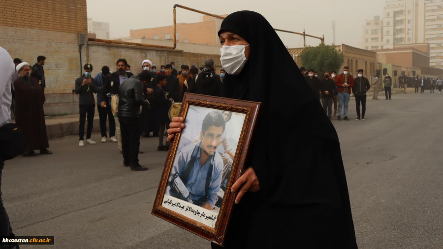 گزارش تصویری از مراسم تشییع شهید گمنام در پردیس حضرت فاطمه الزهرا(س) اهواز