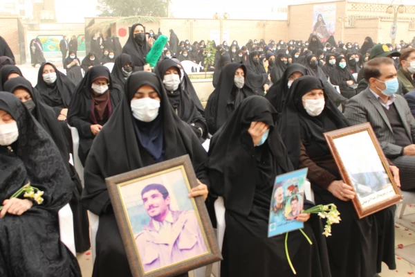 گزارش تصویری از مراسم تشییع شهید گمنام در پردیس حضرت فاطمه الزهرا(س) اهواز