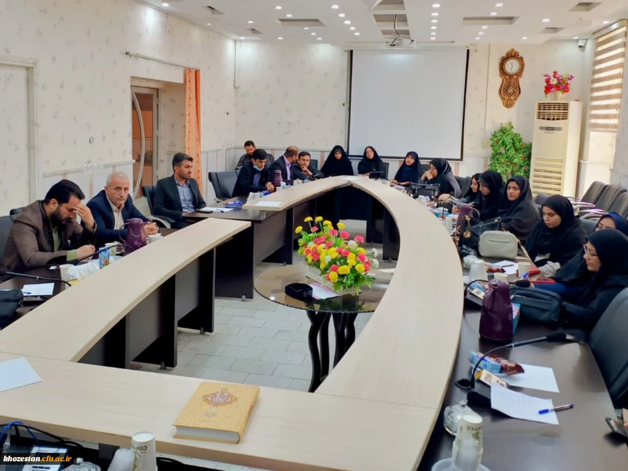 جلسه سرپرستان شبانه روزی دانشگاه فرهنگیان استان خوزستان برگزار شد. 5