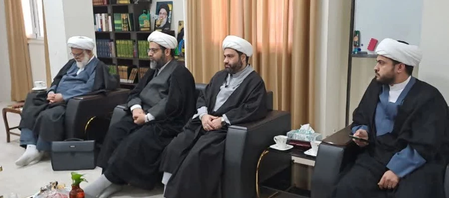 تفاهم نامه همکاری دانشگاه فرهنگیان خوزستان و اداره کل تبلیغات اسلامی امضا شد.
 3