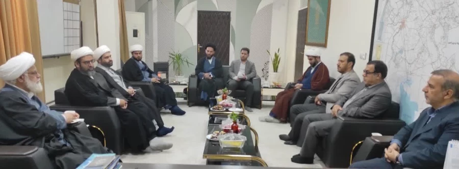 تفاهم نامه همکاری دانشگاه فرهنگیان خوزستان و اداره کل تبلیغات اسلامی امضا شد.
 4