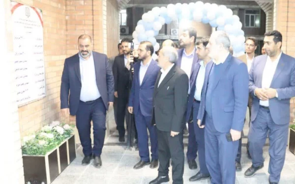 تجهیز آزمایشگاه ها و کمک به توسعه زیرساخت ها؛ وعده وزیر آموزش و پرورش به دانشگاه فرهنگیان خوزستان

 5