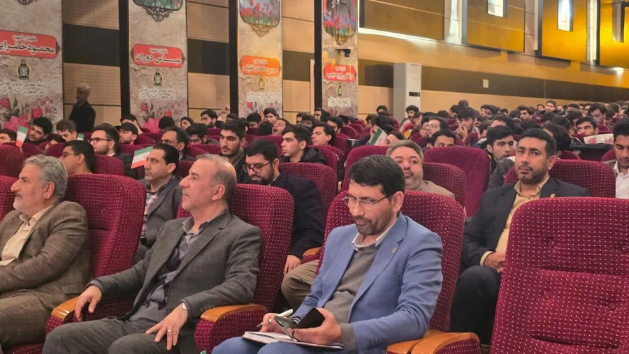 اختتامیه جشنواره سرود و هنرهای نمایشی دانشگاه فرهنگیان در دزفول برگزار شد 8