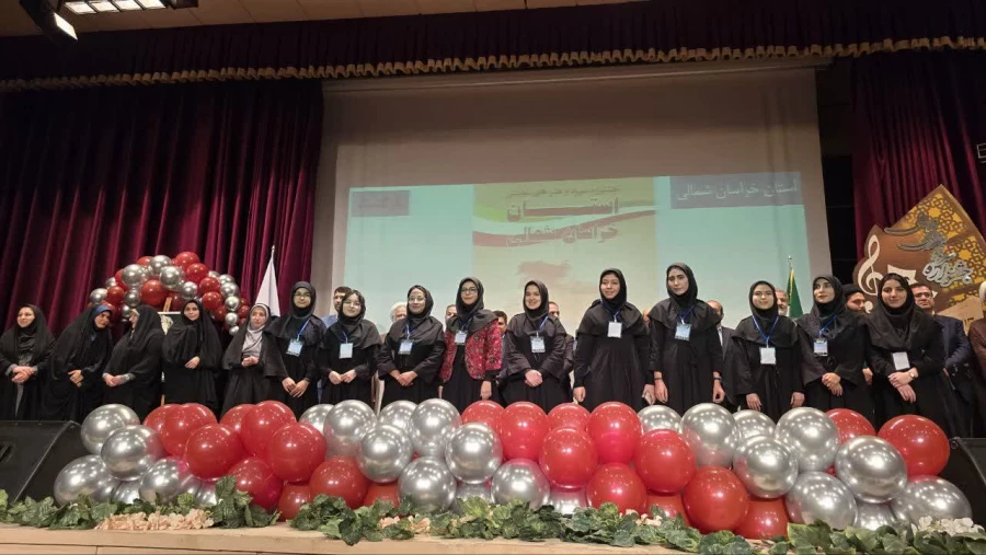 اختتامیه جشنواره سرود و هنرهای نمایشی دانشگاه فرهنگیان در دزفول برگزار شد 17