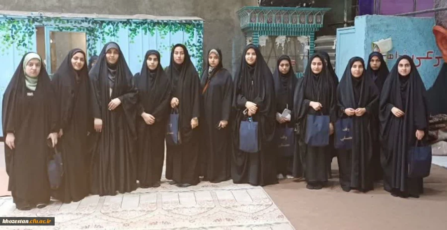 شرکت دانشجو معلمان پردیس حضرت فاطمه الزهرا(س) اهواز در آئین عبادی و سیاسی نماز جمعه