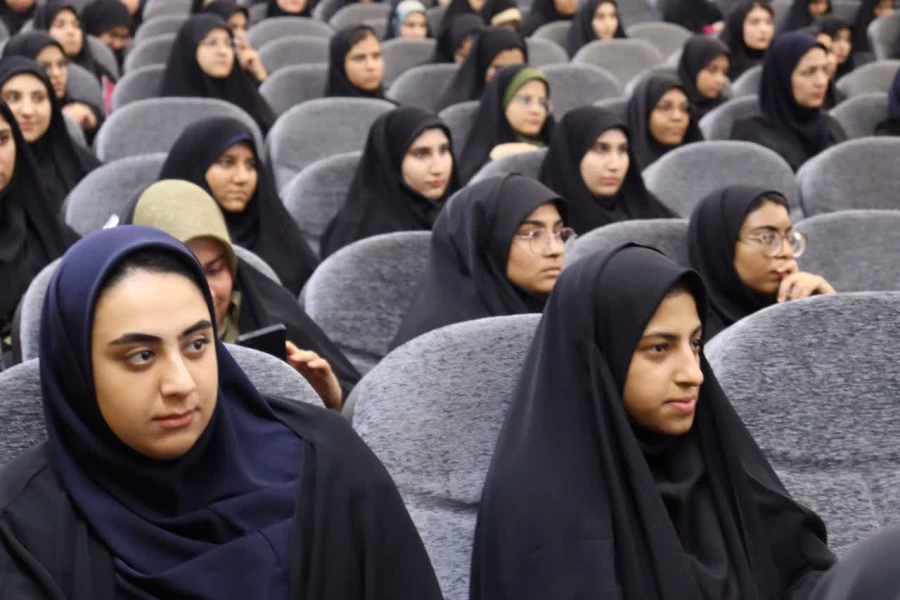 آیین استقبال از نو دانشجومعلمان سال ۱۴۰۴ پردیس حضرت فاطمه الزهرا(س) اهواز