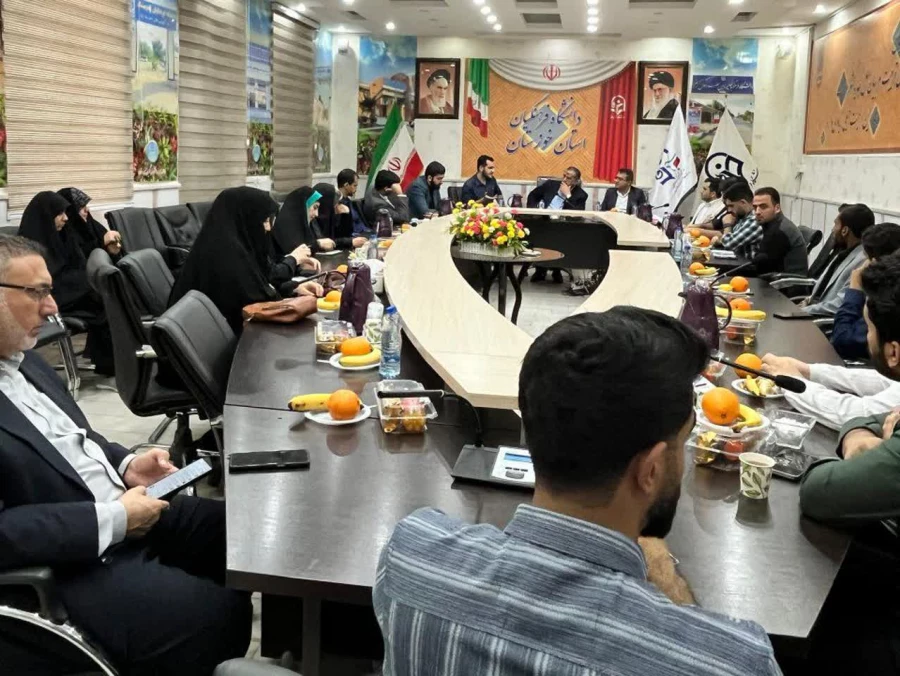 نشست «معلم تراز» با حضور سید محسن موسوی زاده در مرکز مدیریت دانشگاه فرهنگیان خوزستان برگزار شد 3